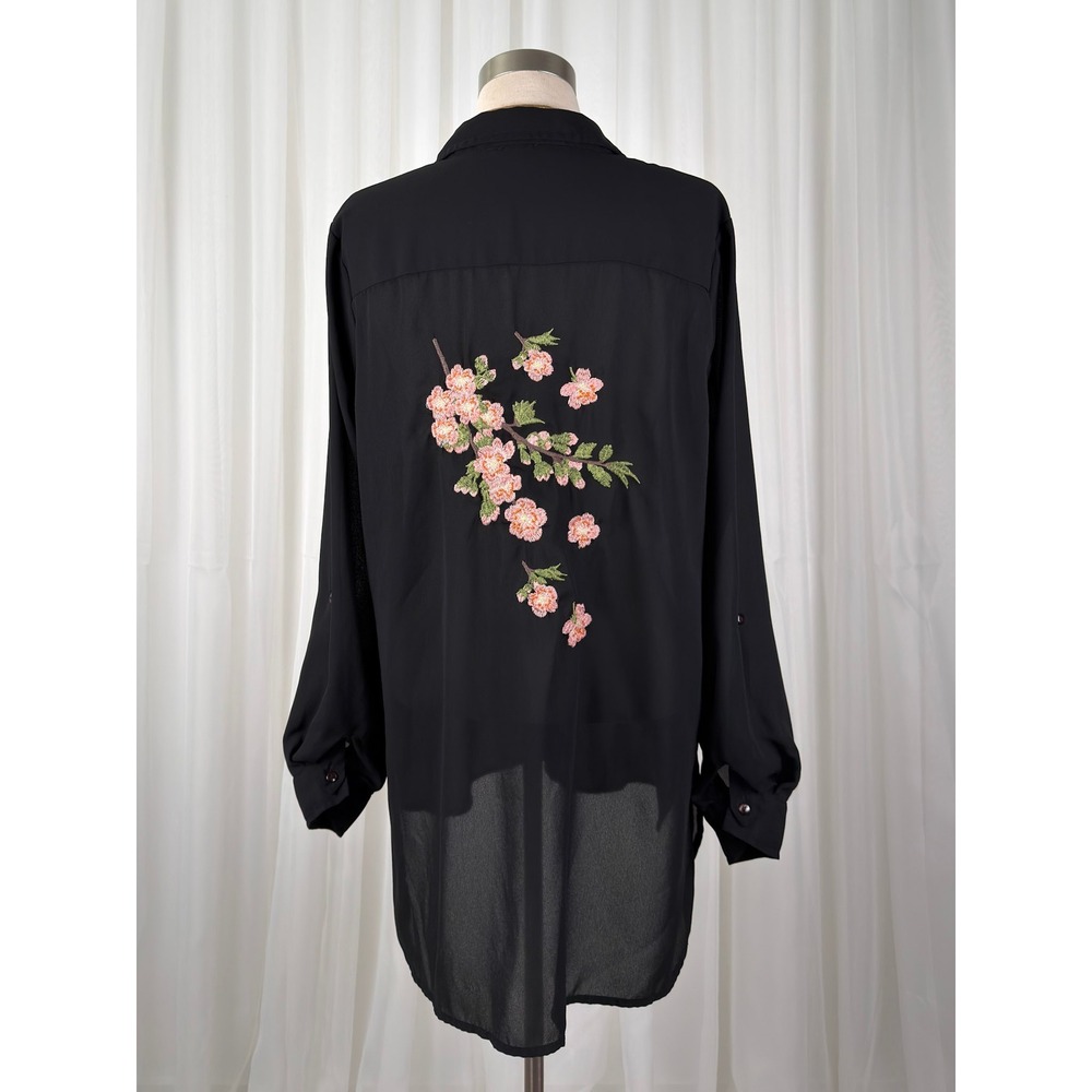 Charlotte Russe Embroidered Floral Button Down Shirt Womens Black Medium
